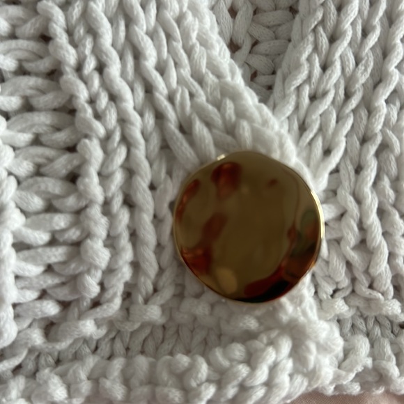 Zara chunky knit vest with gold buttons - Picture 6 of 6